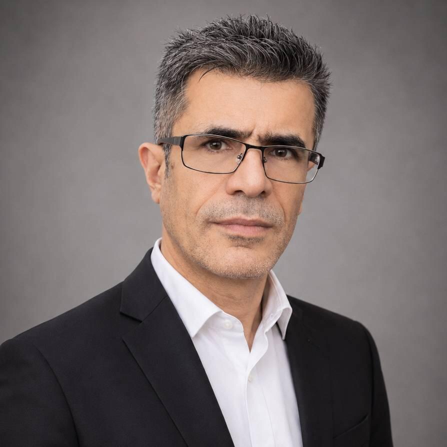 حسین ولایی
